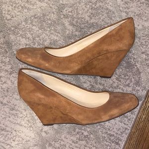 Via Spiga brown suede high heels